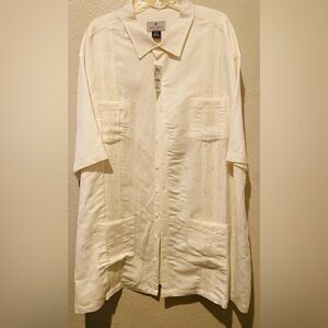 Oak Hill Men's Cream Guayabera-Style Dress Shirt